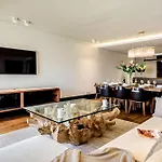 Dunmore Luxe