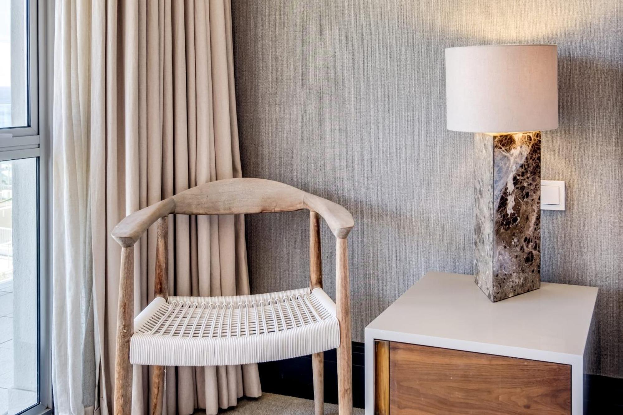 Dunmore Luxe Apartment *